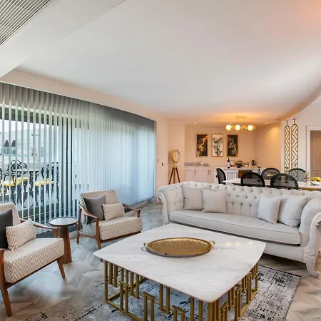 利马克欧亚豪华酒店 酒店